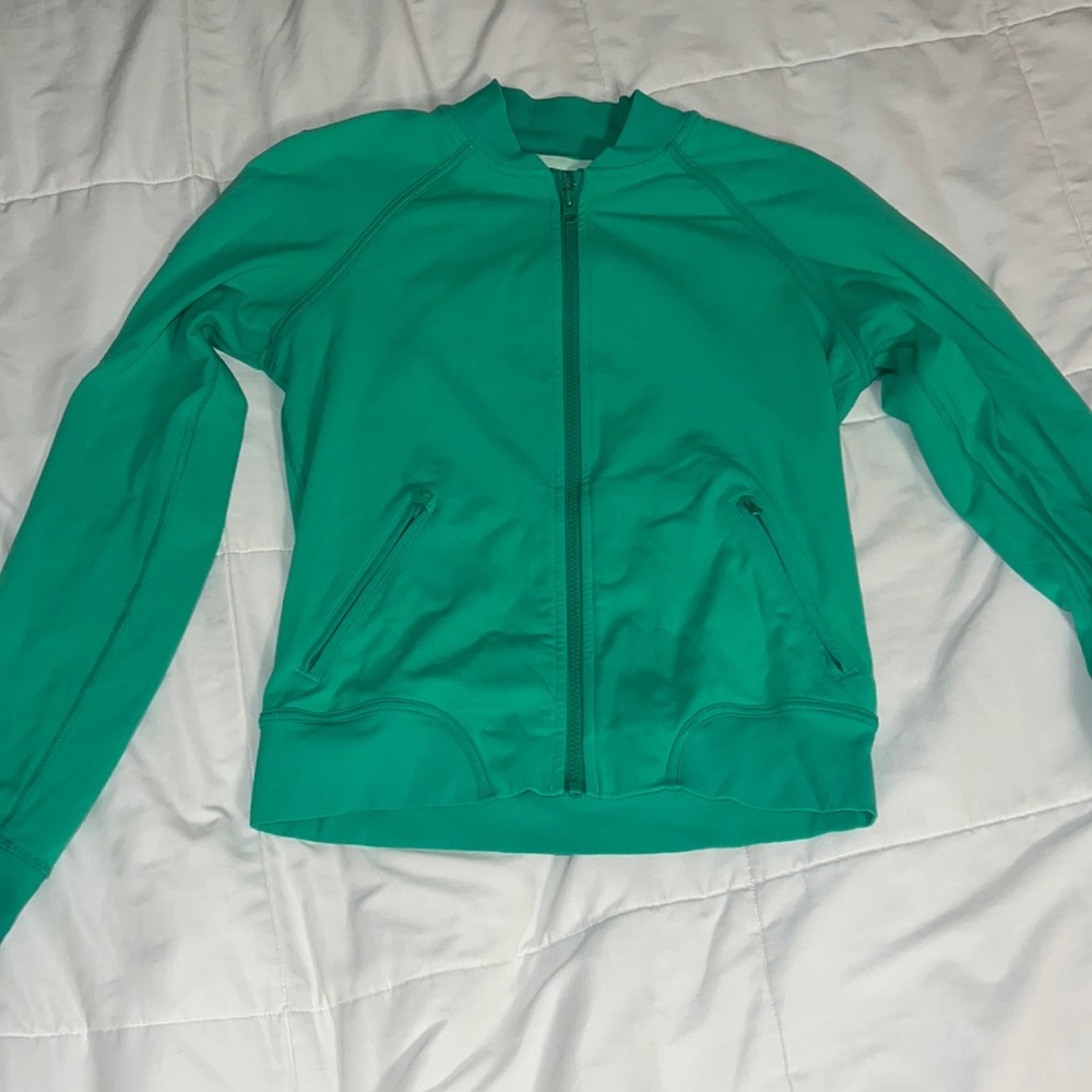 Super cute Lululemon zip up!
